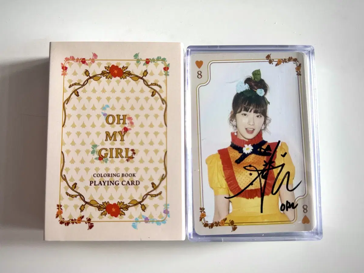 Oh my girl arin WTS autographed Trump card merchandise