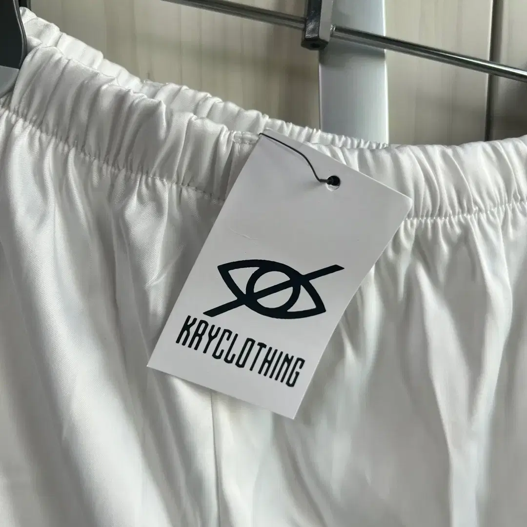 KRY clothing 지뢰계 서브컬쳐계 반바지 판매합니다