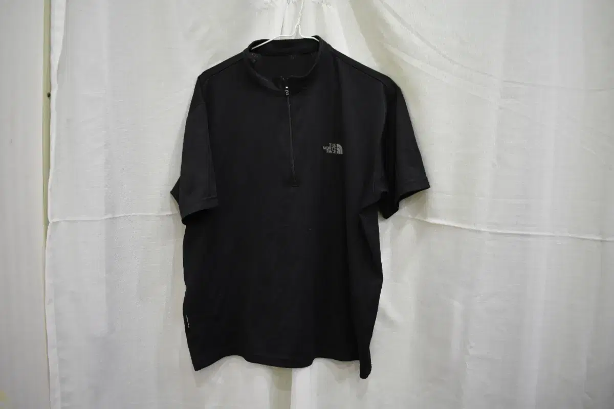 The North Face Men's Vahn Tee 100