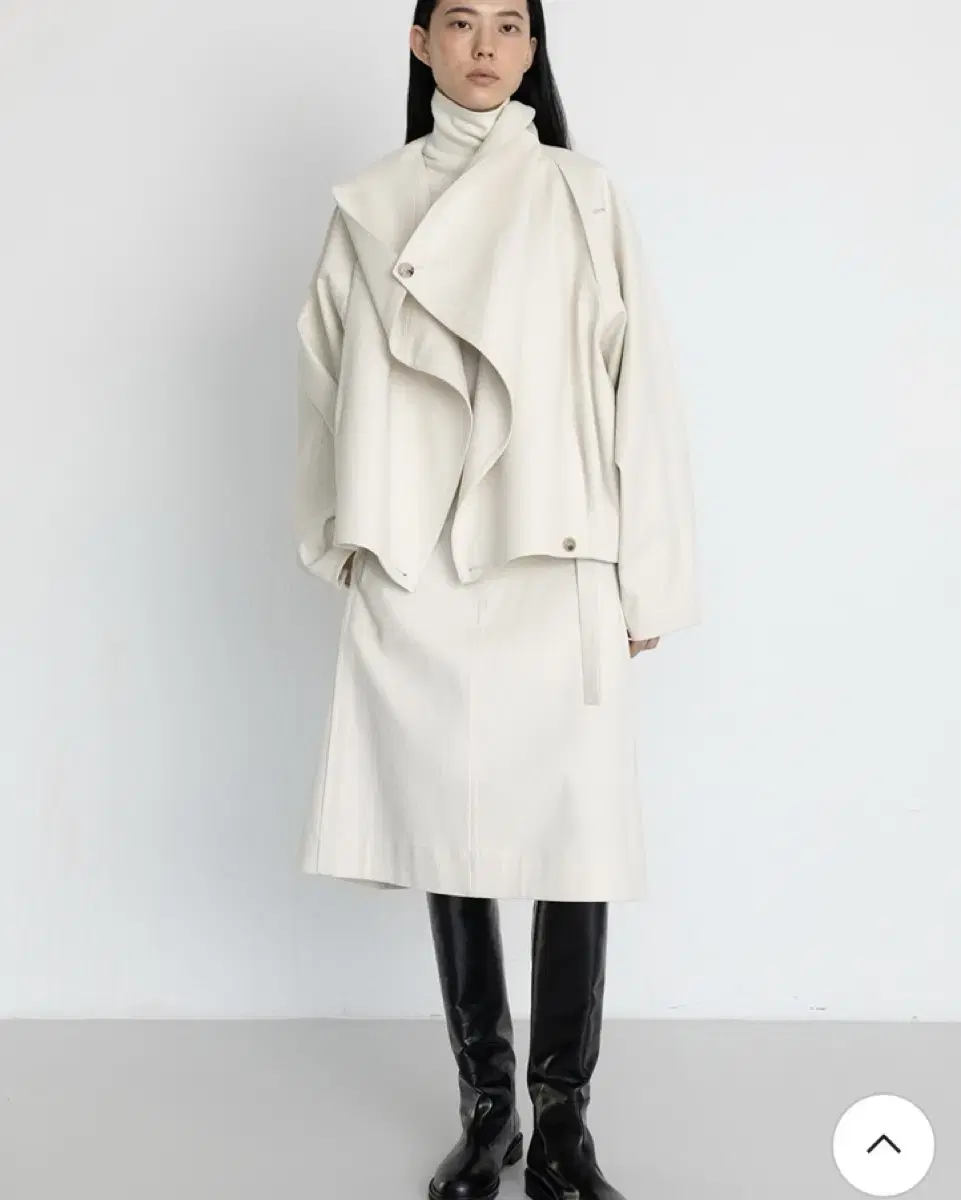 le17 DRAPE NECK SHORT JACKET [IVORY]