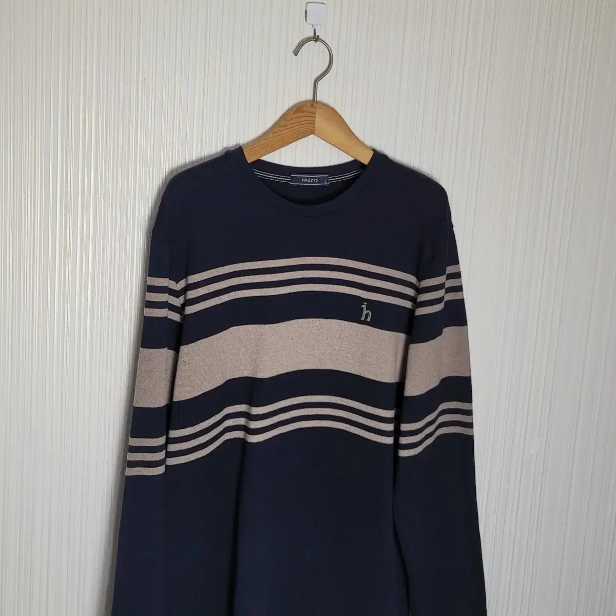 105-110 Hedges LineColorblocked Cotton Long Sleeve T-Shirt Navy 22S