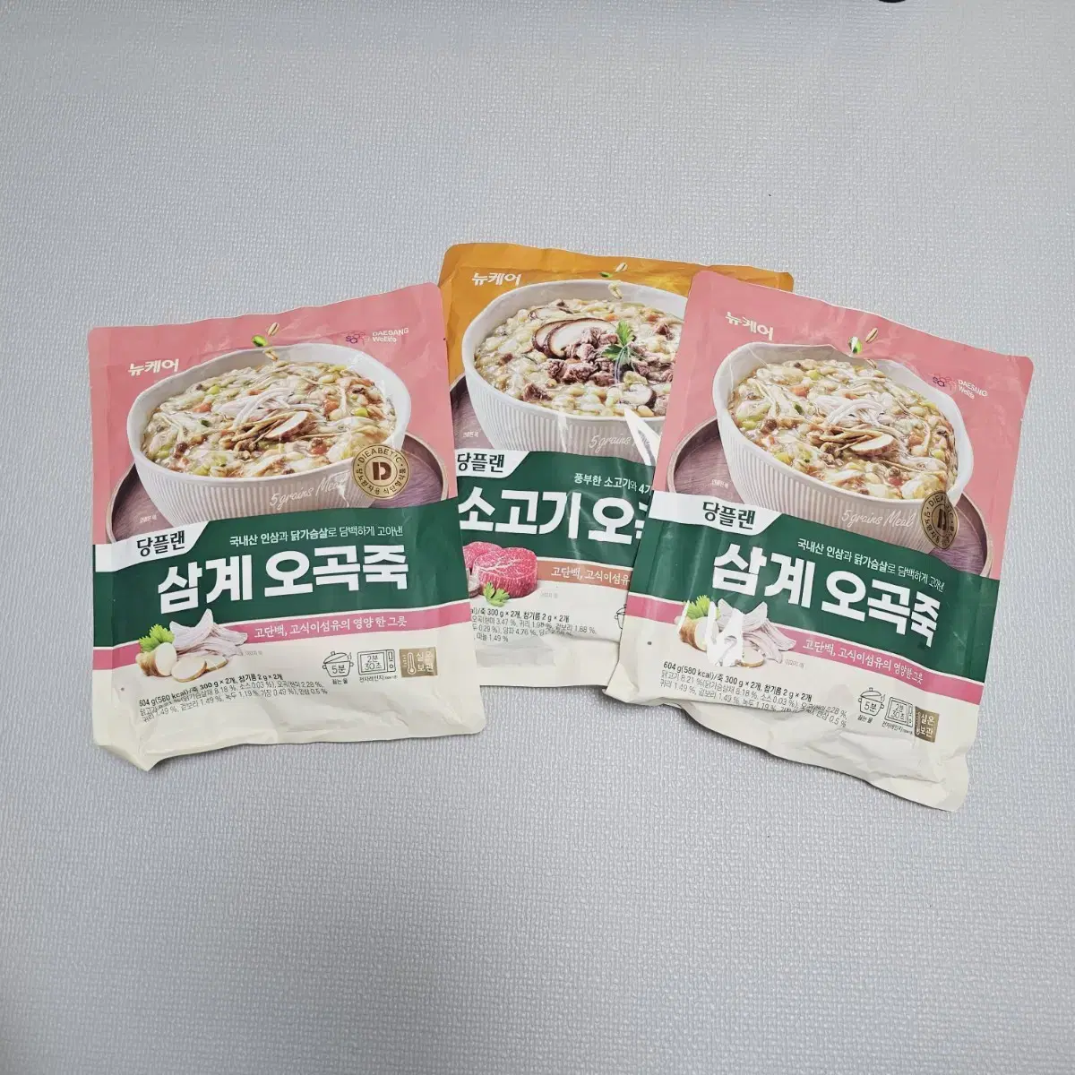 뉴케어 당플랜 소고기 오곡죽 1팩(2봉), 삼계 오곡죽 2팩(4봉)