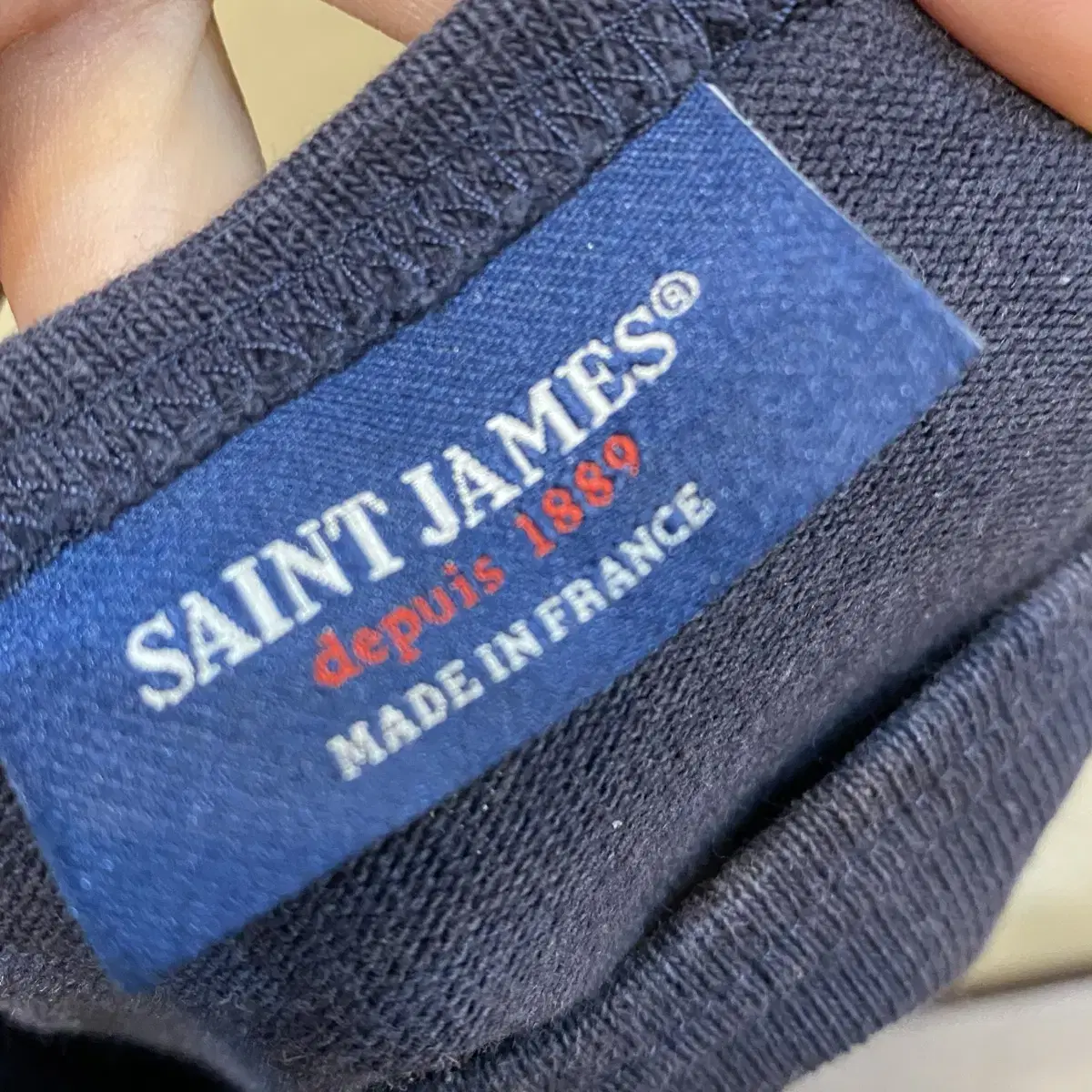 Saint James긴팔티