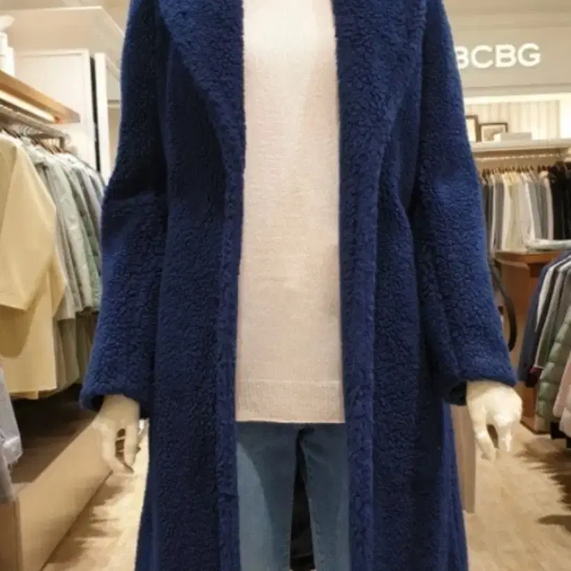 새상품급) BCBG 양모 100% 테디베어 롱 코트 판매합니다