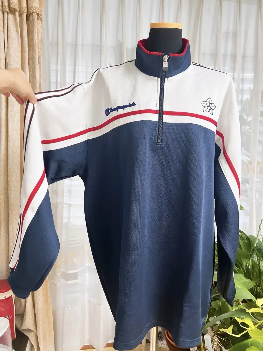 Japan Champions Old School Vahn Zip-Up Sweatshirt