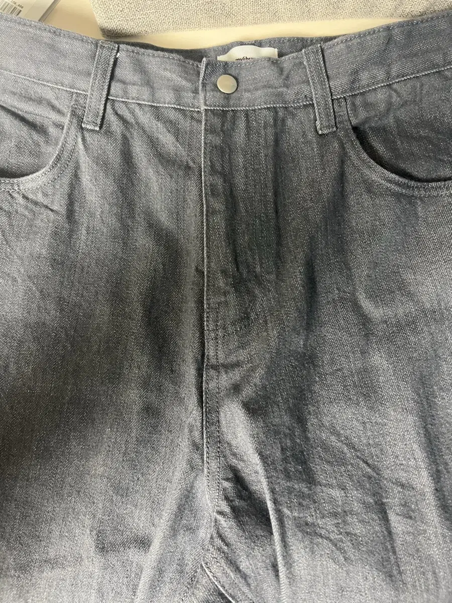 [L] Myriad Selvedge Denim - Gray