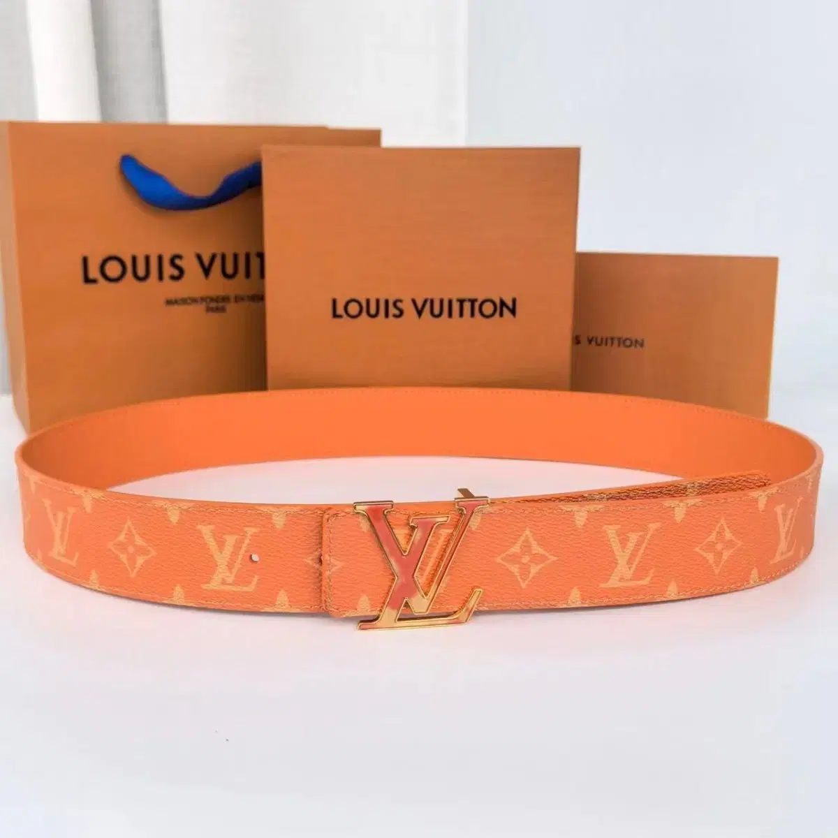 Louis Vuitton루이 뷔 통남성벨트