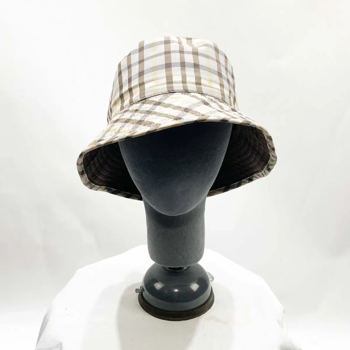 Dax Women's Double-sided Bucket Hat FREE JIN Sense