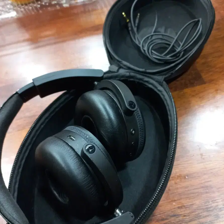 AKG 블루투스 Y50BT