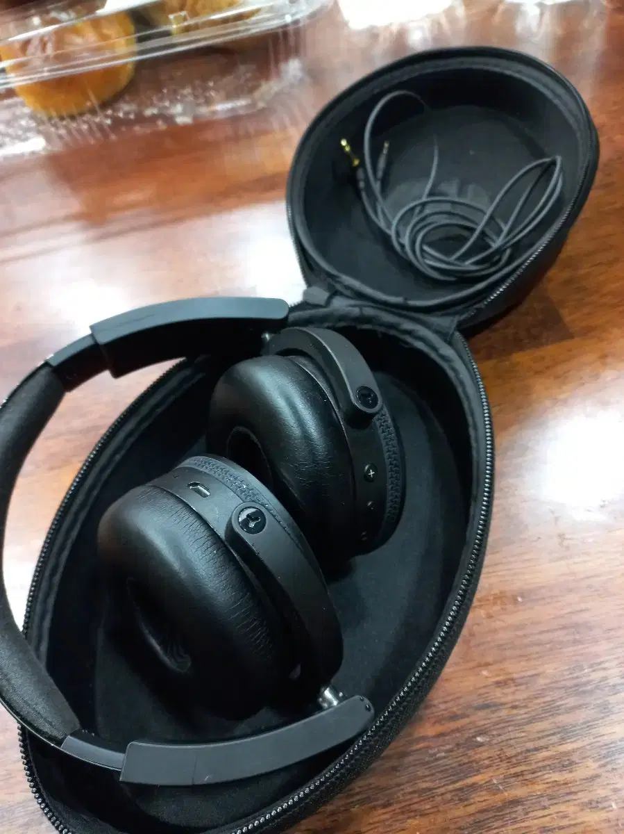 AKG 블루투스 Y50BT