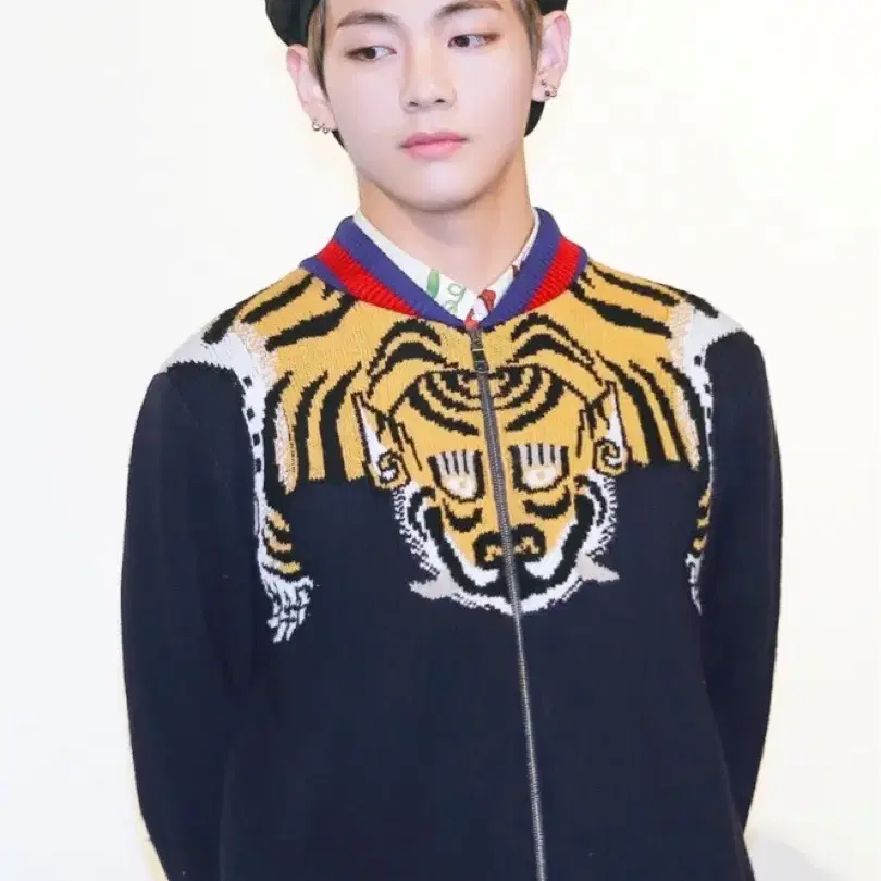 구찌-Gucci -Wool Knitted Jacket With Tiger