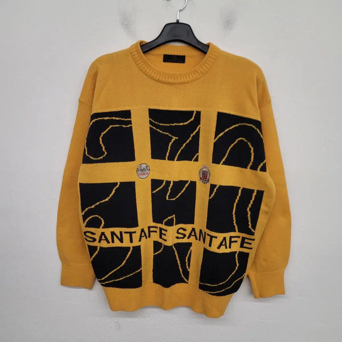 [100/L] Printed embroidered logo knit