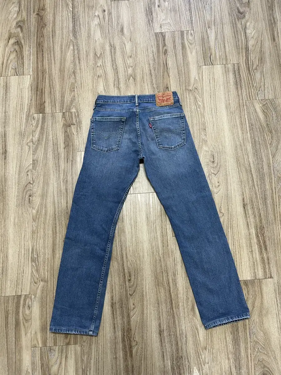 Levi's 513 Jeans 28