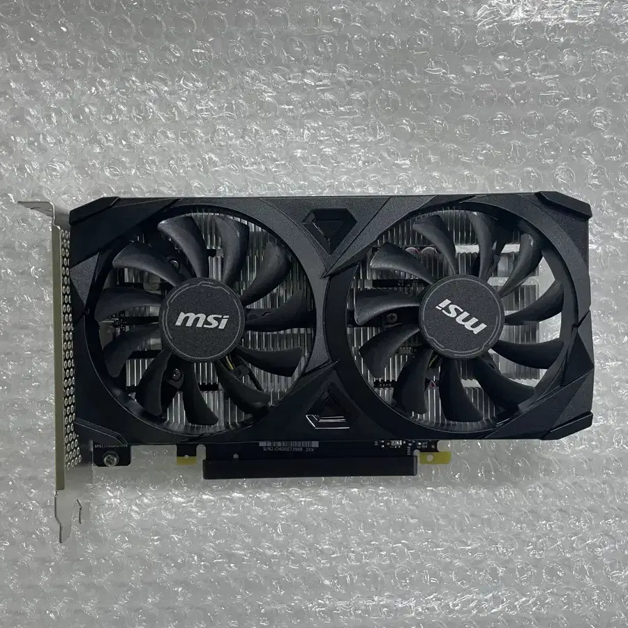 새상품급 msi RTX3050 그래픽카드 팝니다