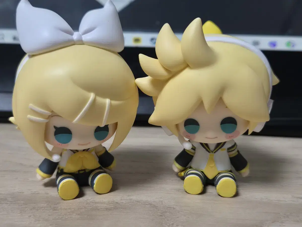 Rin Kagamine ren Kakudan Figures Miku's Day 39 C-San Rin Ren bulk Figures WTS