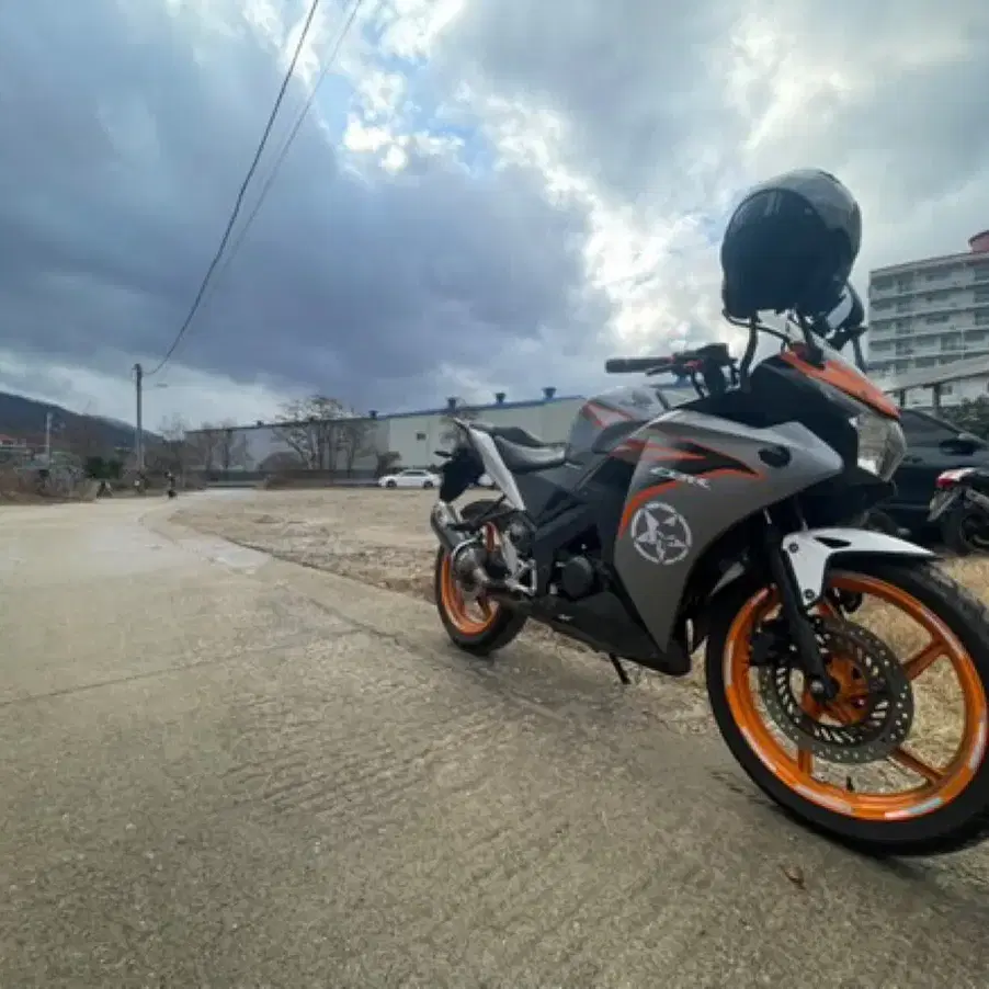 cbr125 r 오토바이