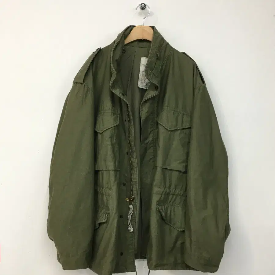 ALPHA INDUSTRIES made in u.s.a 밀리터리 개파카