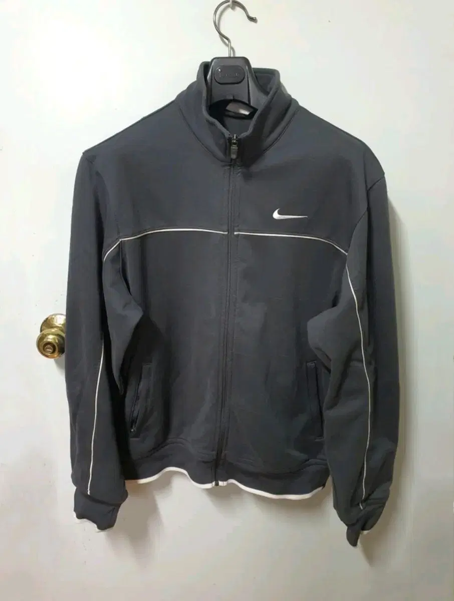 Nike Men's Sweatshirts(105)