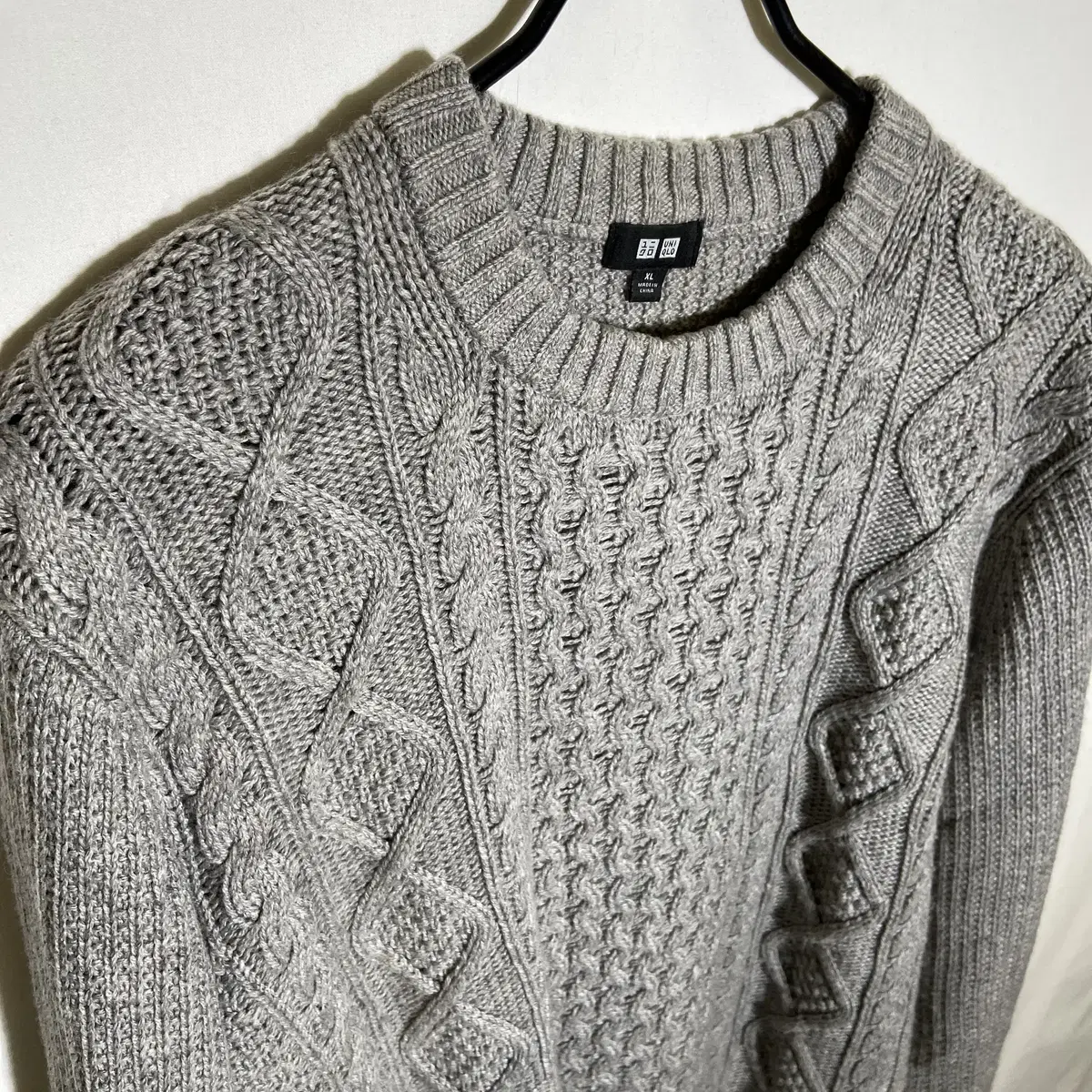 Uniqlo Pretzel Knit Sweater XL