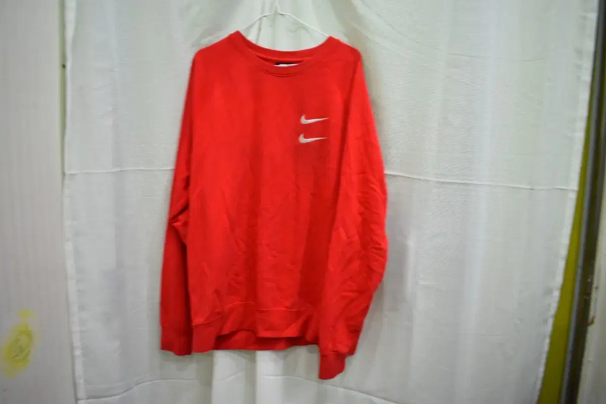 Nike Men's Long Sleeve Tee 110