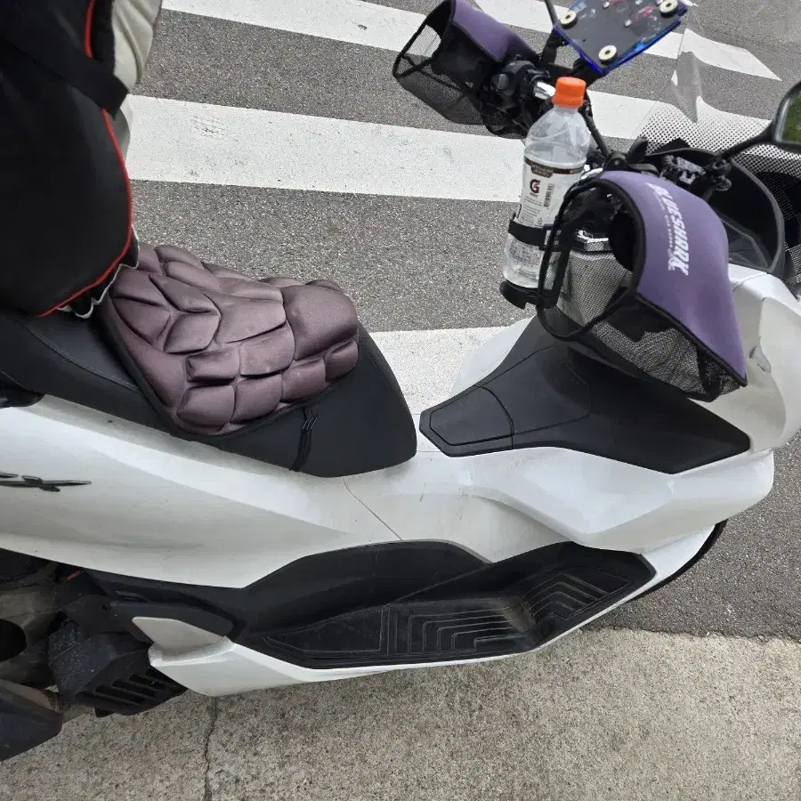 23년식 pcx 125 abs 27000키로 중고 오토바이