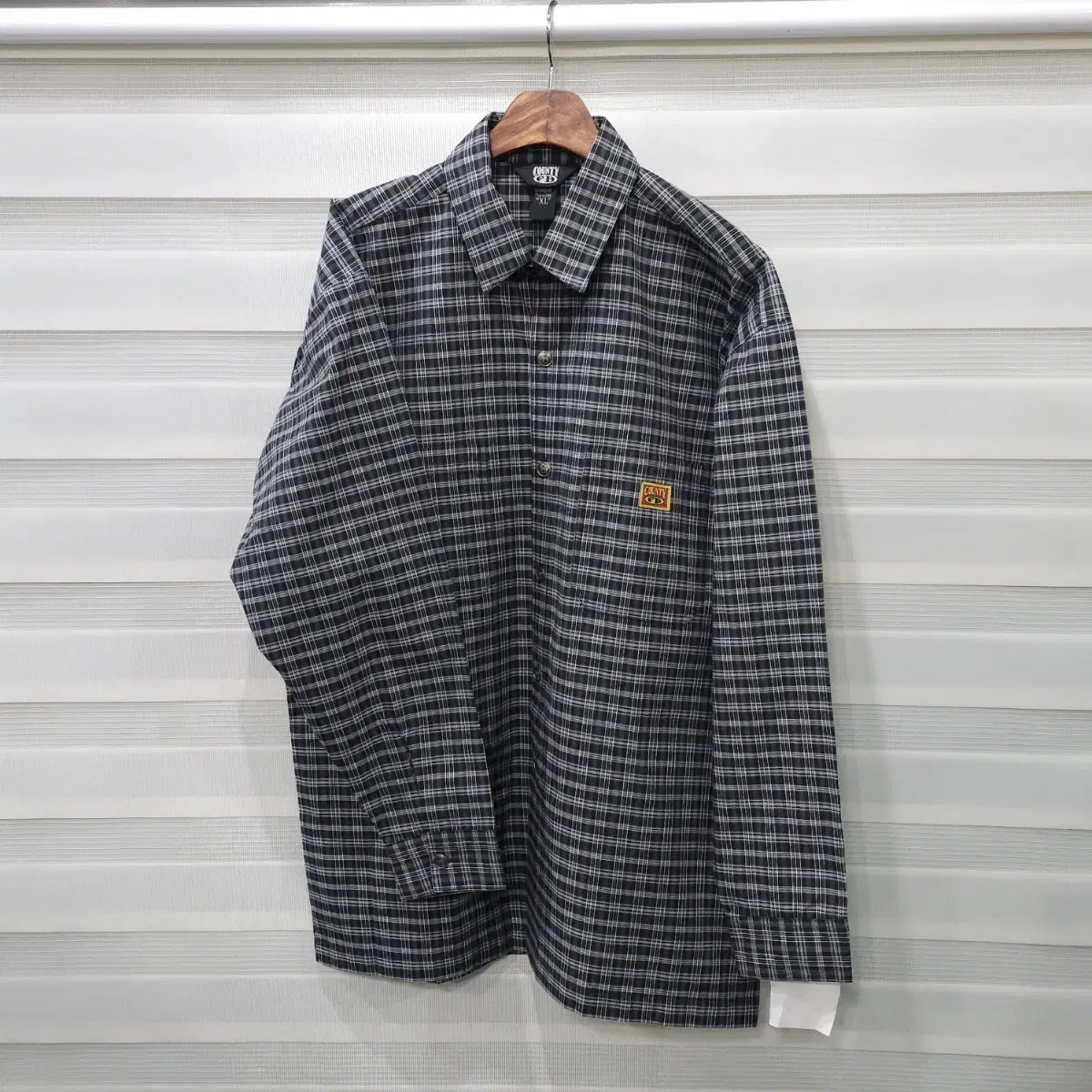 Unused COUNTY FB Overfit Check Shirt- XL