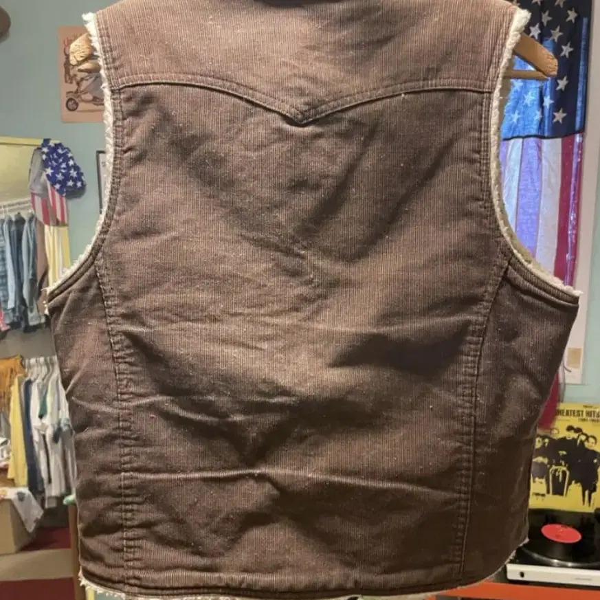 1980s Levis Shearling Corduro Vest