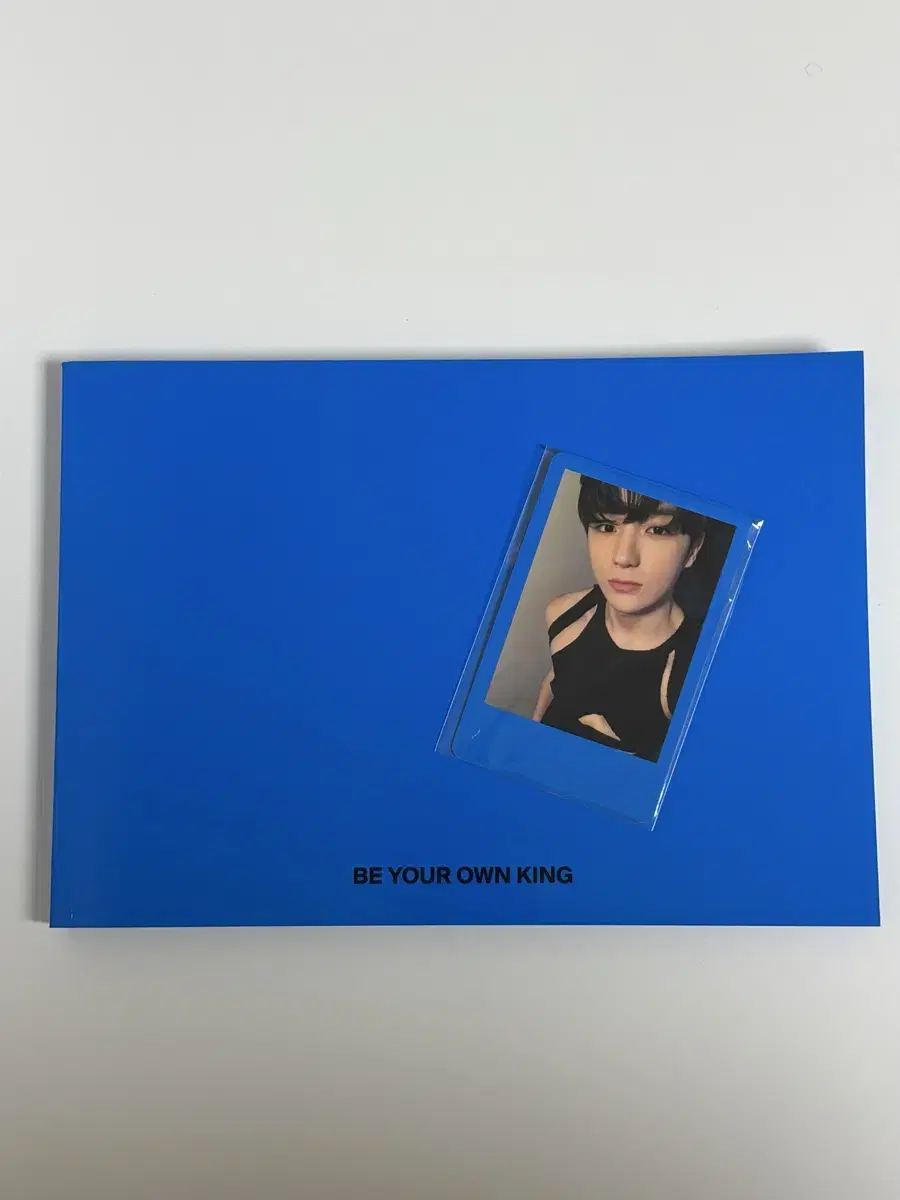 The Boyz hyunjae 2021 Beyoncé photobook Photo Card Set