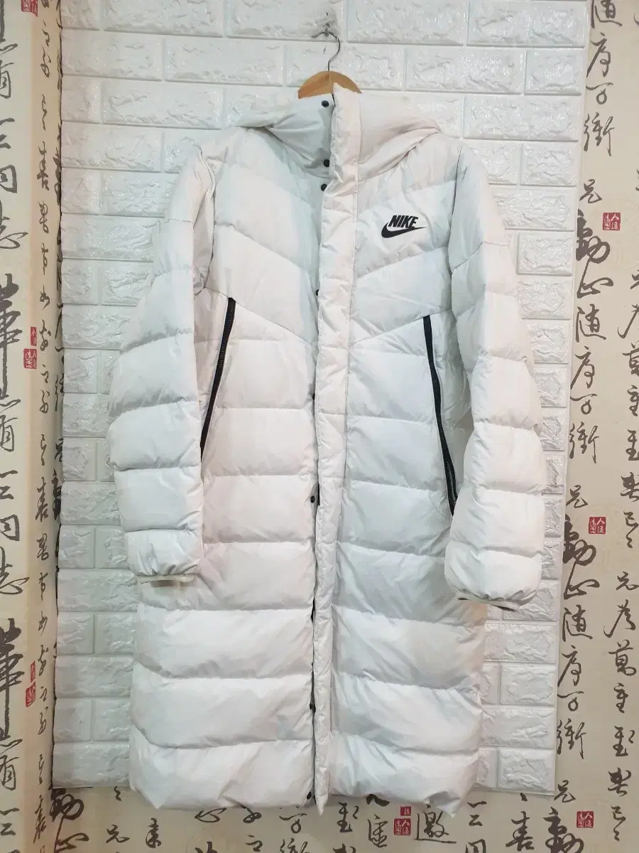 100% Nike LongPadding