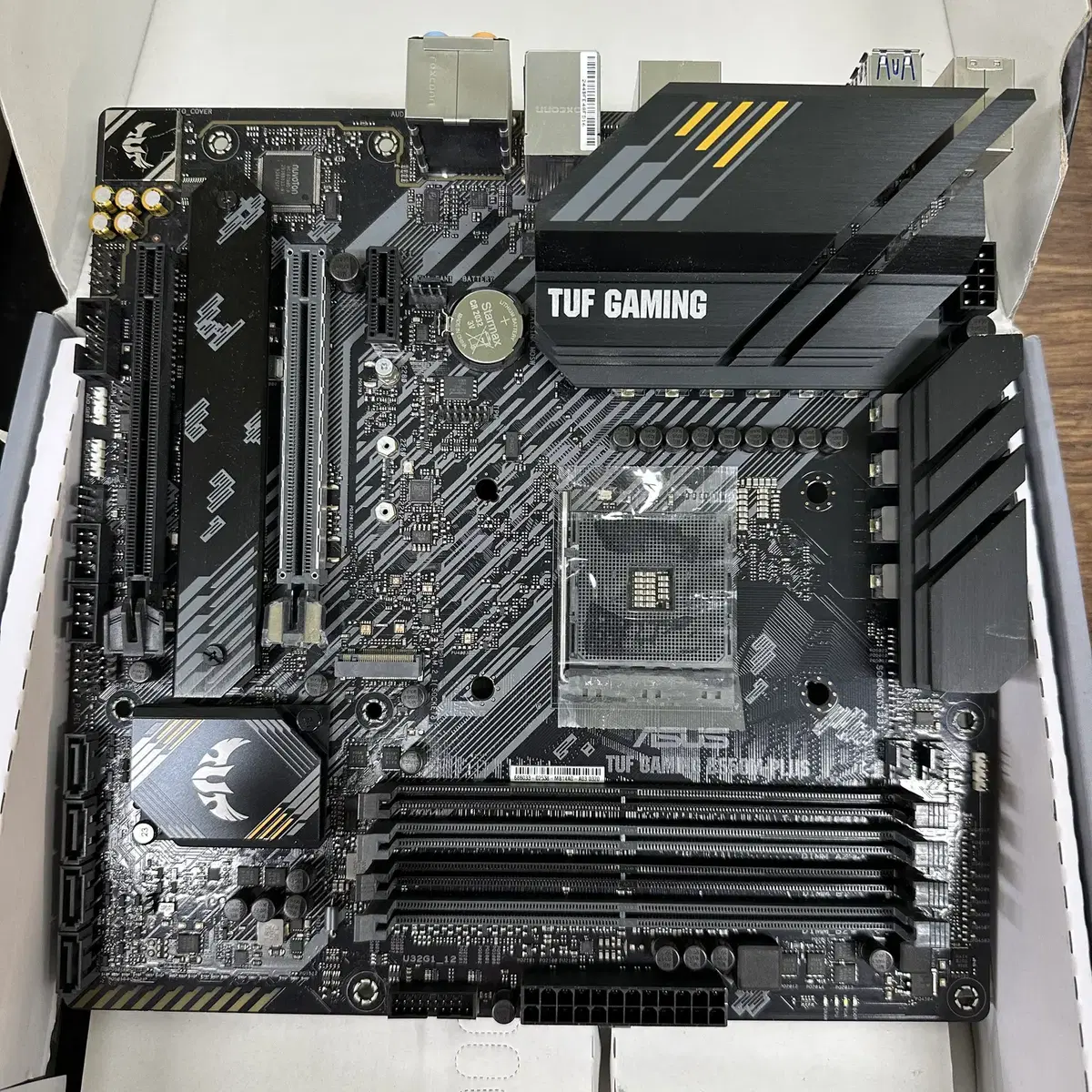 ASUS TUF GAMING B550M-PLUS