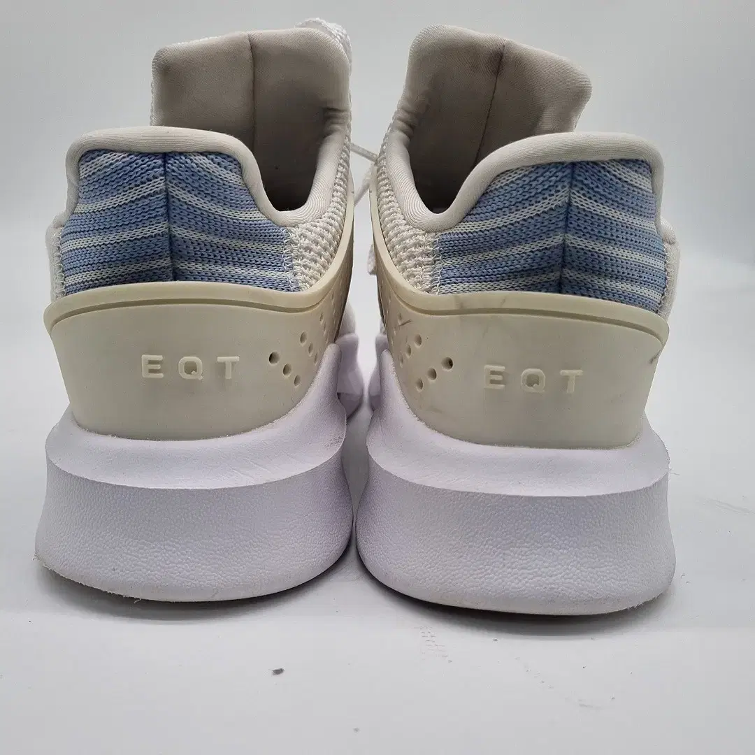 아디다스 eqt 바스켓 운동화260