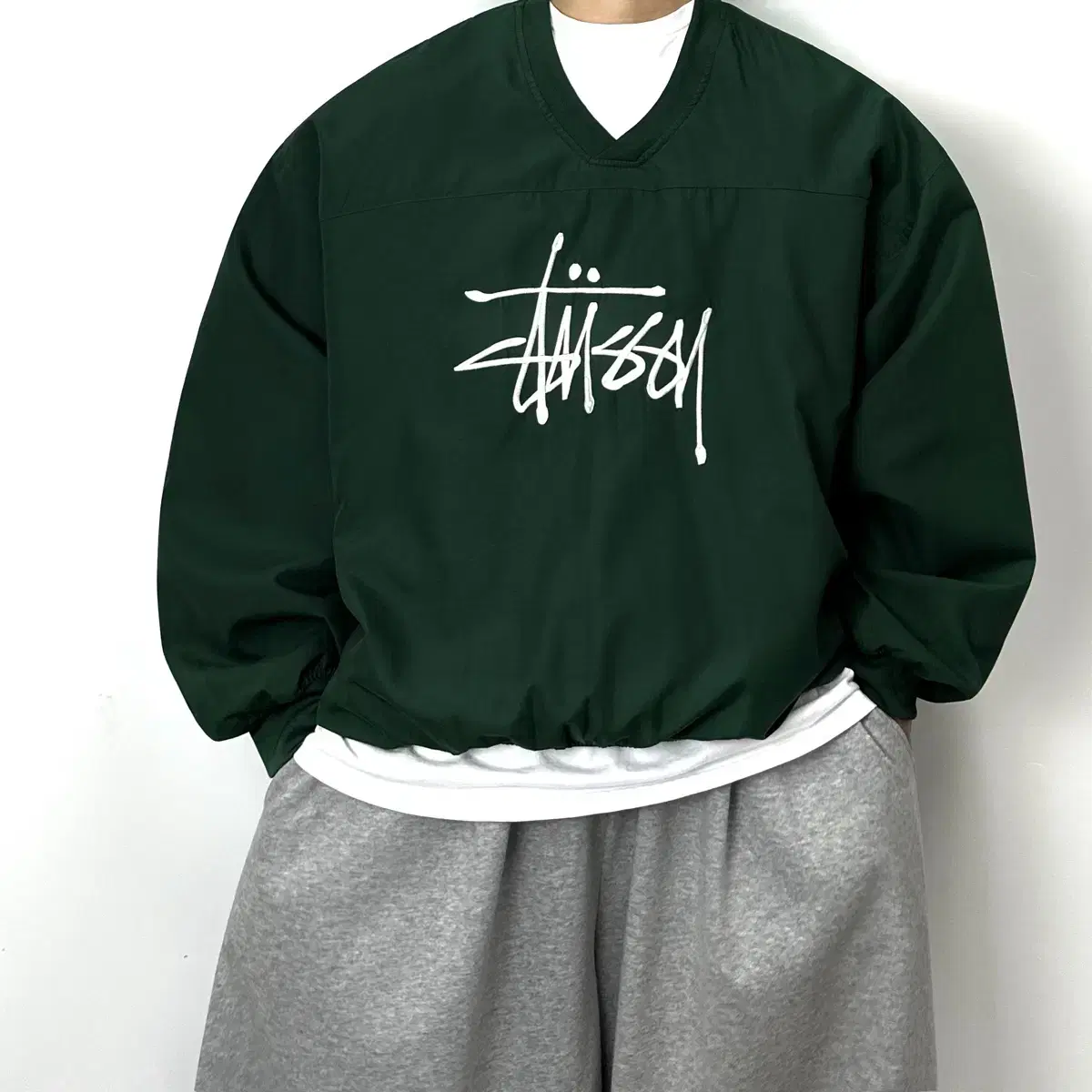 Stussy Big Logo 90s Old School Overfit Warm-Up