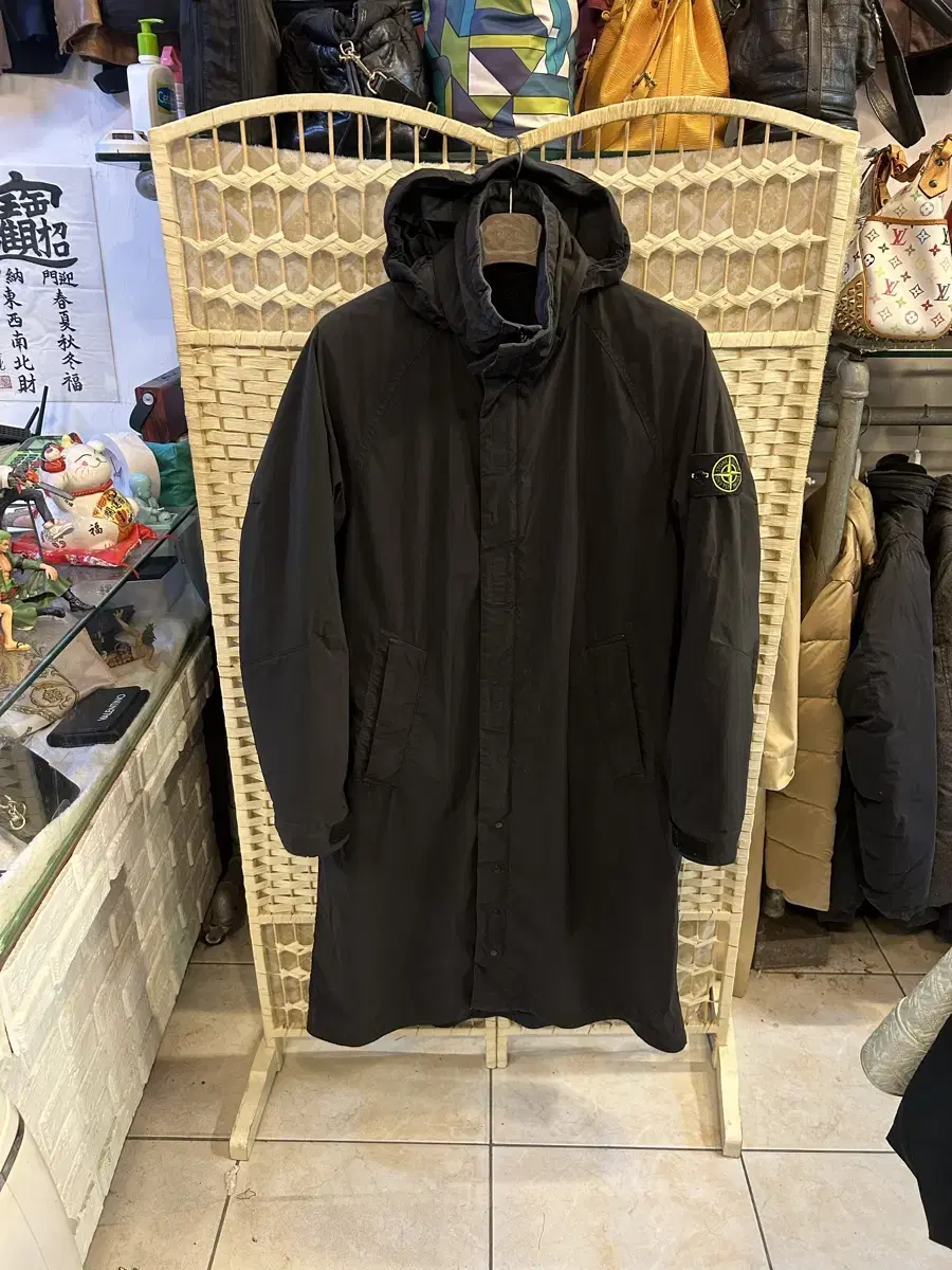 100 Genuine Stone Island solar-free long waterproof detachable puffer coat for sale