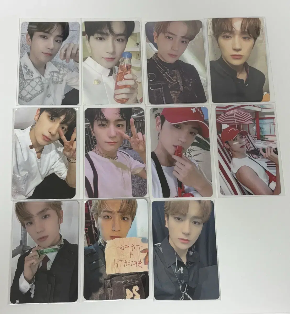 The Boyz hyunjae photocard bulk wts rotooking bloom bloom unreleased photocard fansign