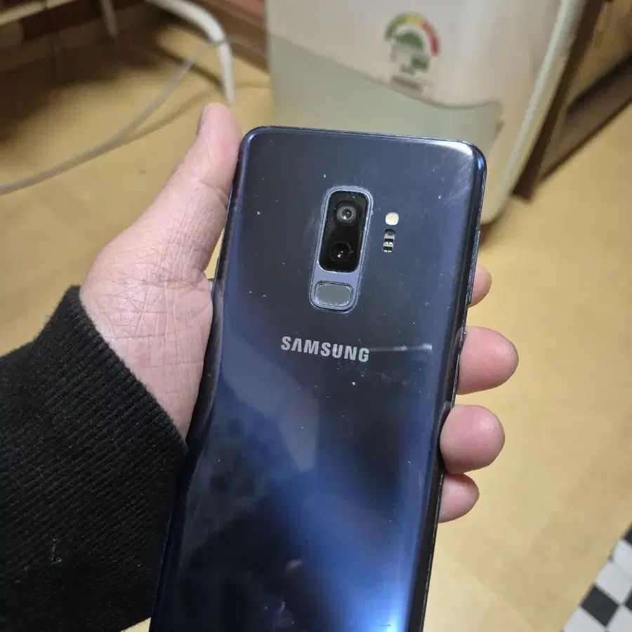 갤럭시 S9+ 64GB 팝니다