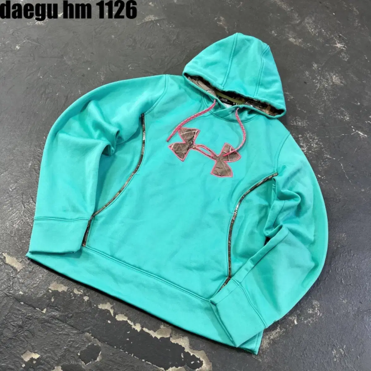 Under Armour Hoodie M