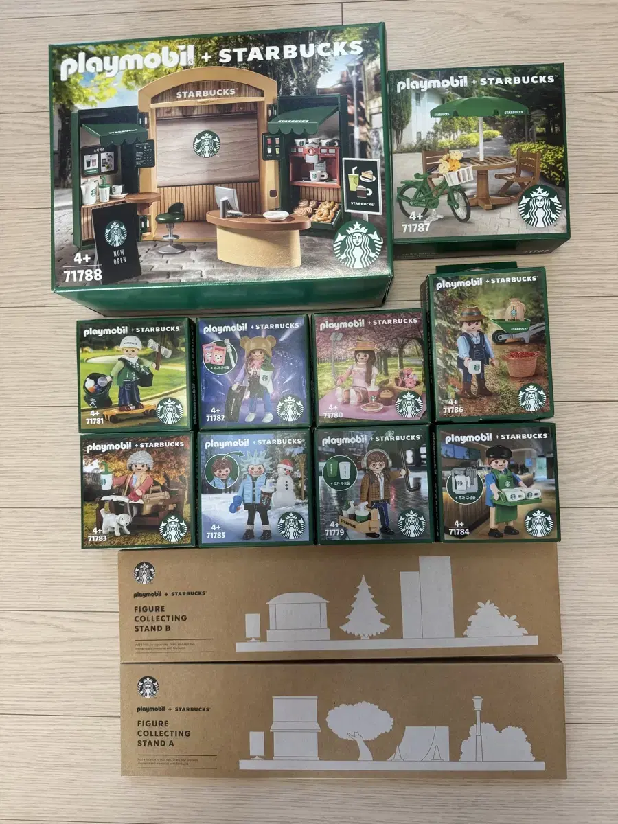 [Unsealed New]Starbucks Playmobil sells all Playmobil products