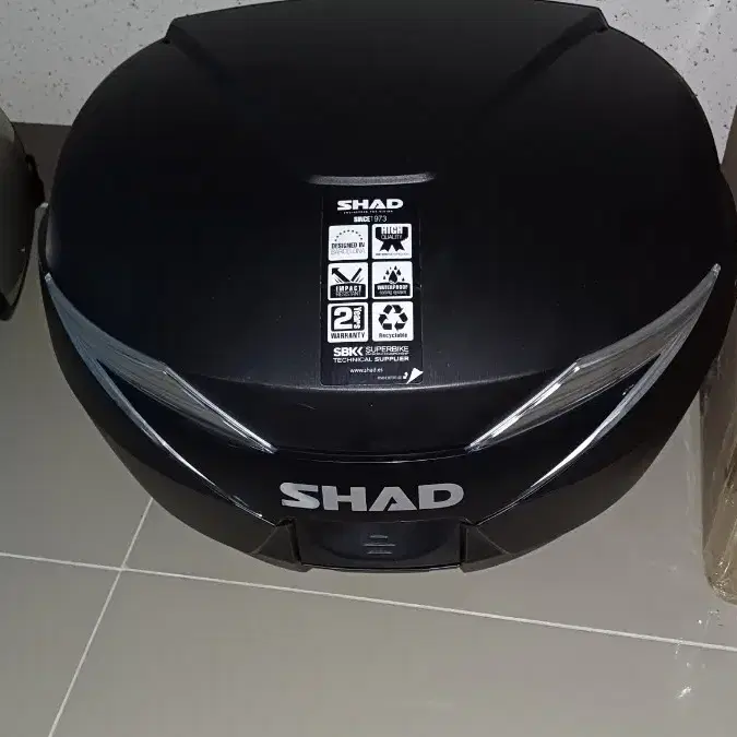 shad 39 탑박스  / shad 23 사이드박스 sv650 브라켓