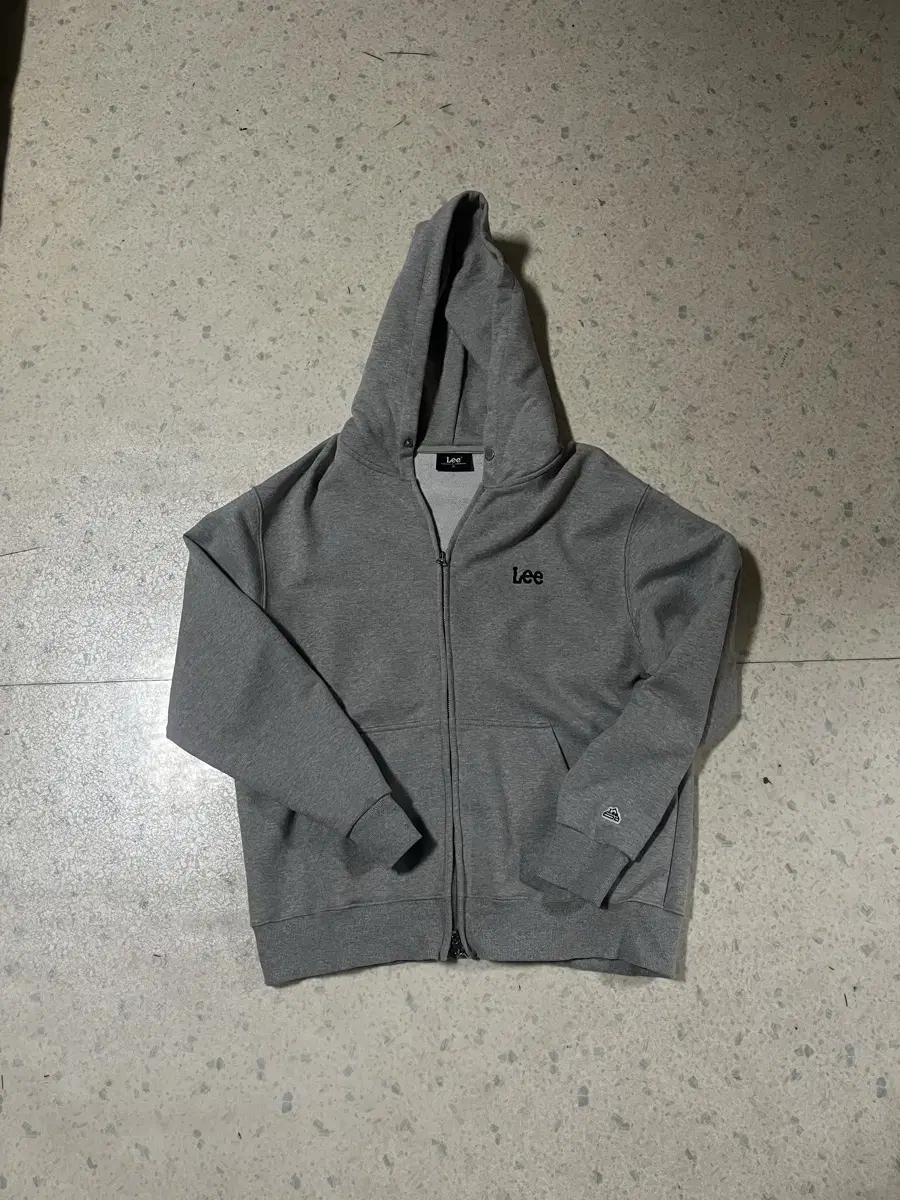 lee lee hooded pickup