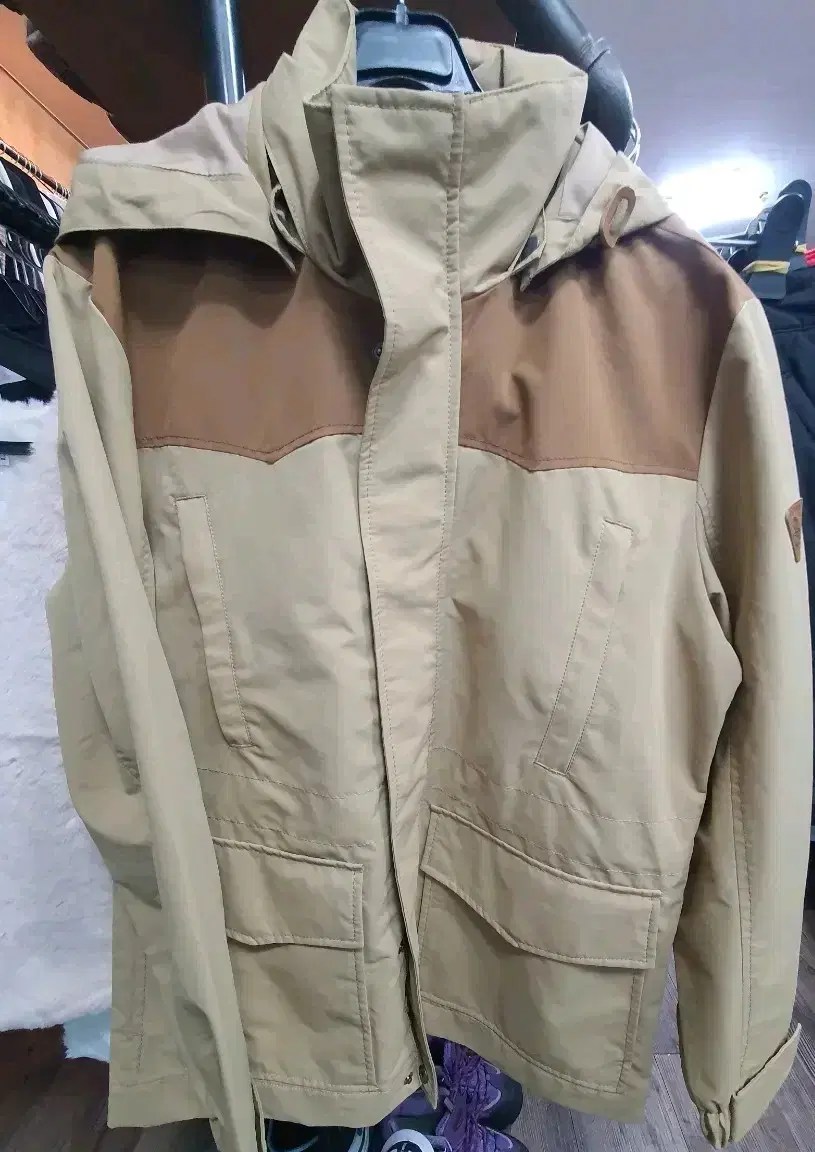 Male Windbreaker 95