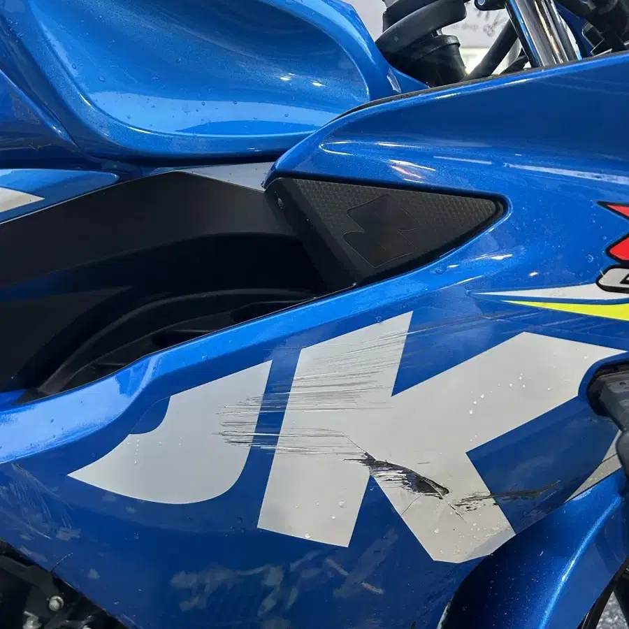 스즈키 gsxr125 19년식 판매합니다