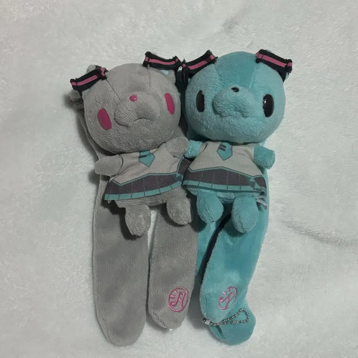 Universal Rabbit Miku doll Keyring