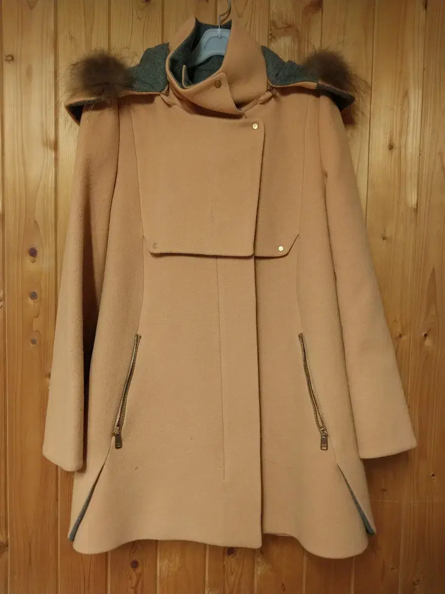 EnC Raccoonfer Belted Wool Cape Coat S