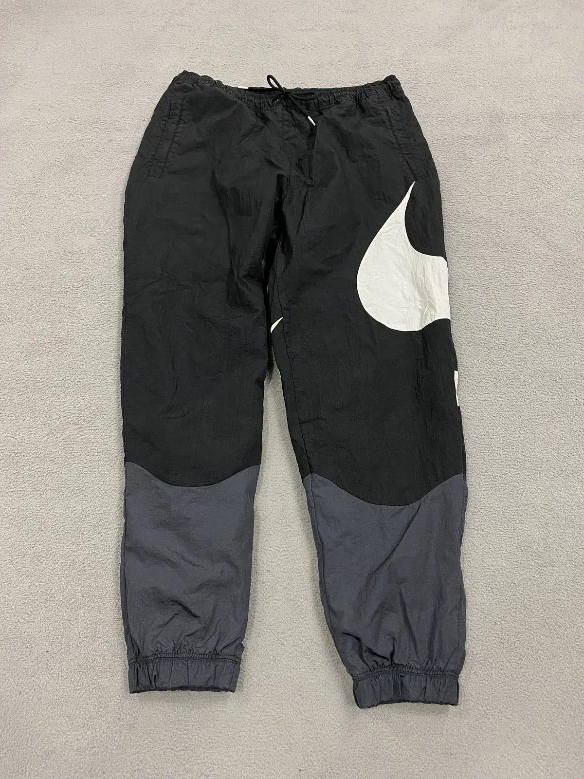 Nike Nylon Training Pants 36-38