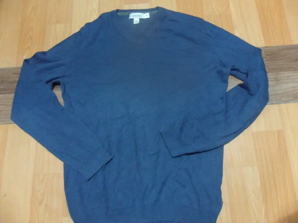 6,000won Salvation Calvin Klein Men's Long Sleeve V-Neck Knit Sweater Gu-2