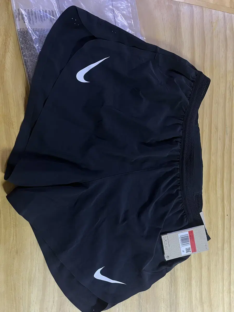 Nike Aeroswift 4-Inch Shorts