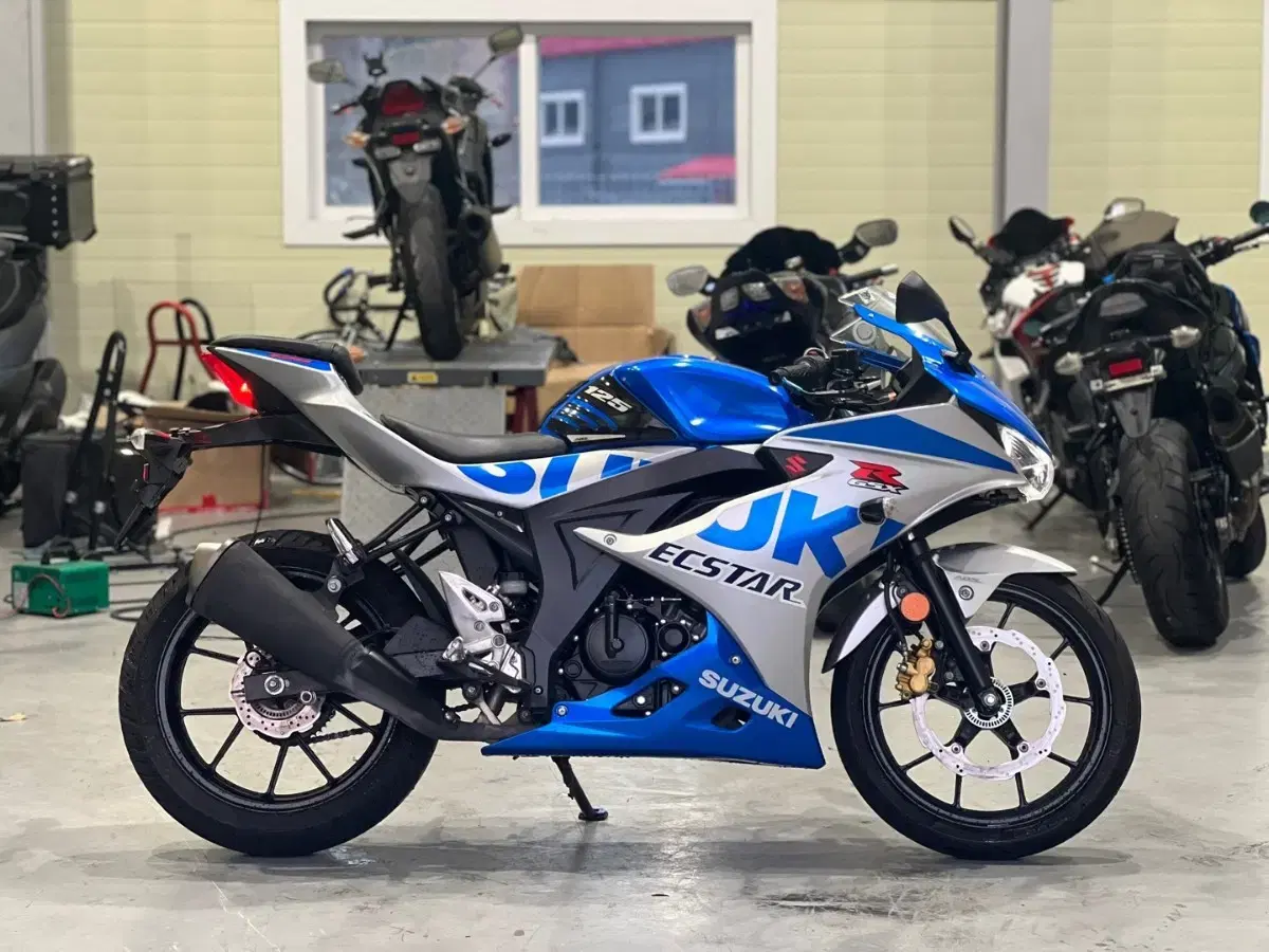 GSX-R 21년식 스페셜데칼 순정 바이크상태 최상급 차량 판매합니다