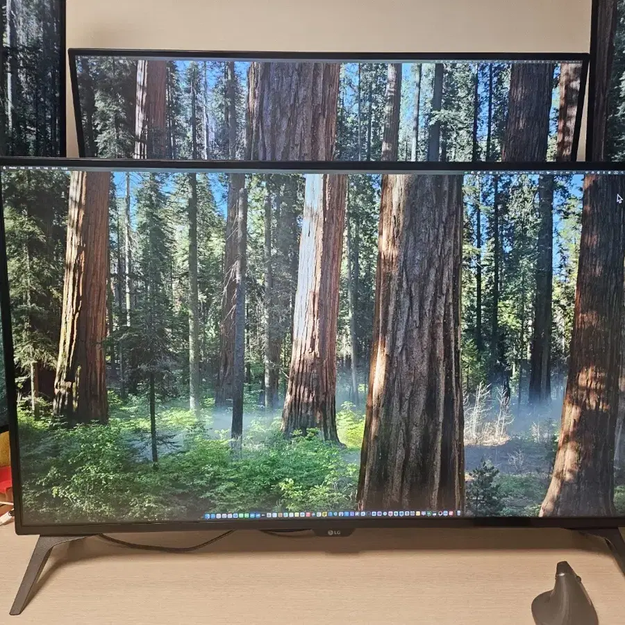 LG 43인치 4K UHD IPS 모니터 팝니다 43UD79