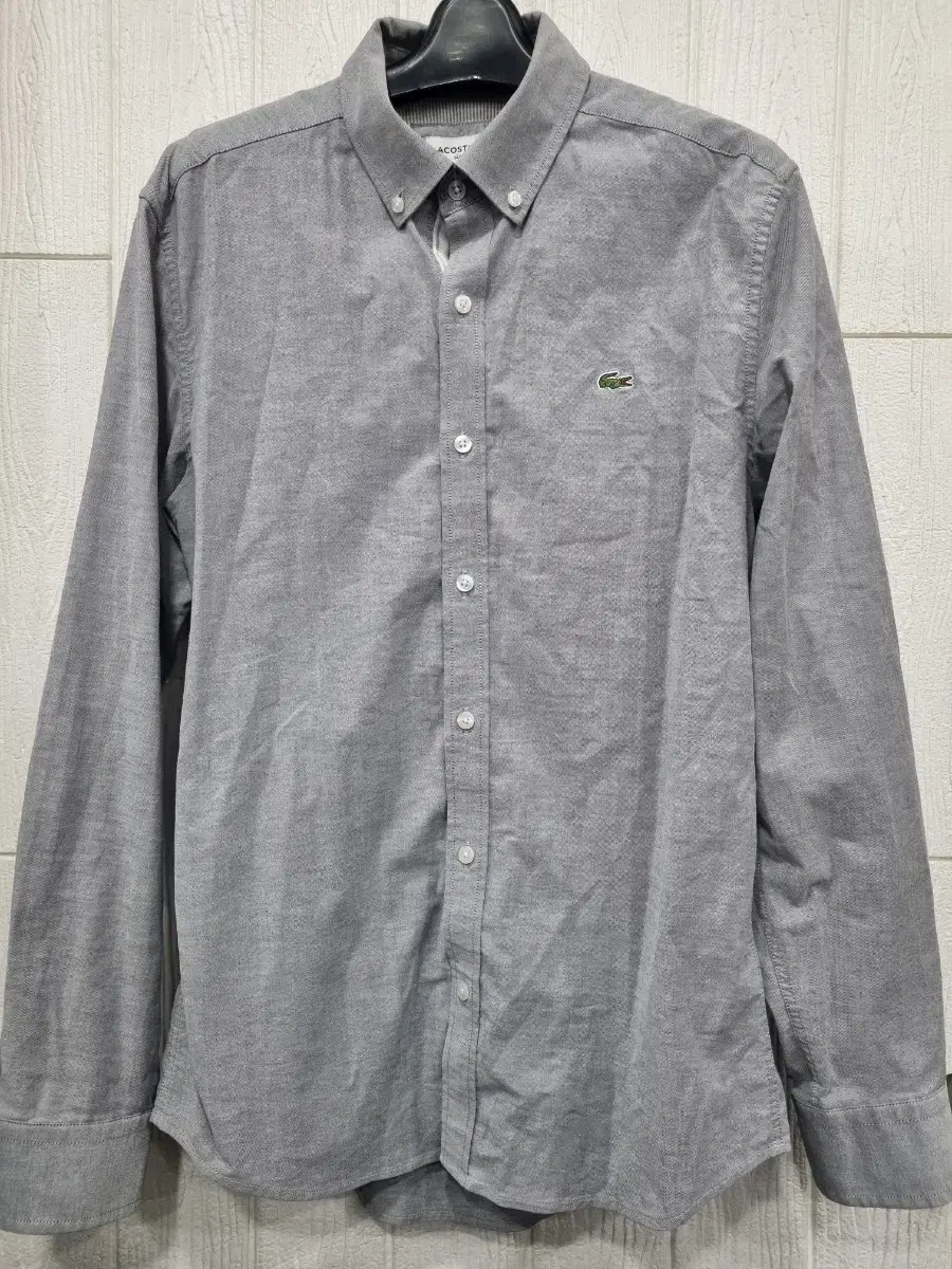 Lacoste shirt size M