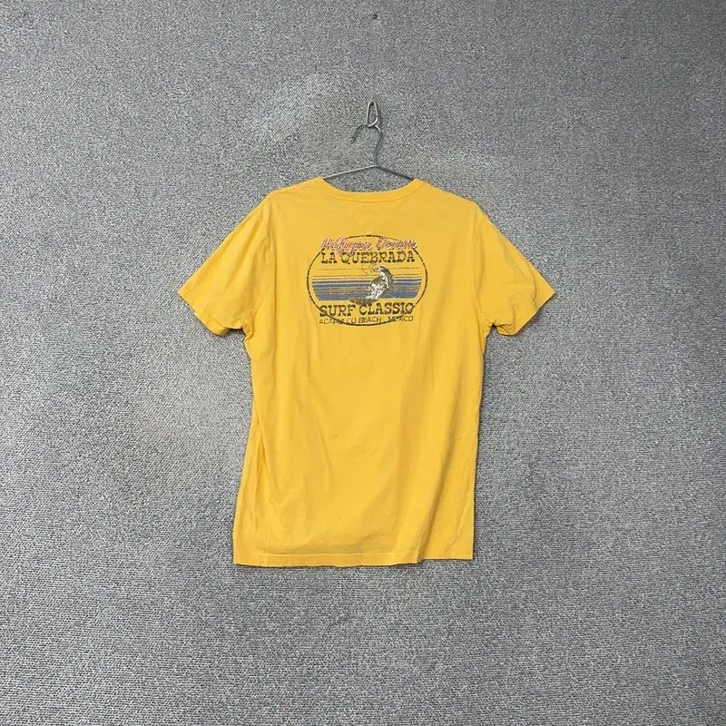 Tommy Hilfiger Vintage Backprinted Vahn Tee L